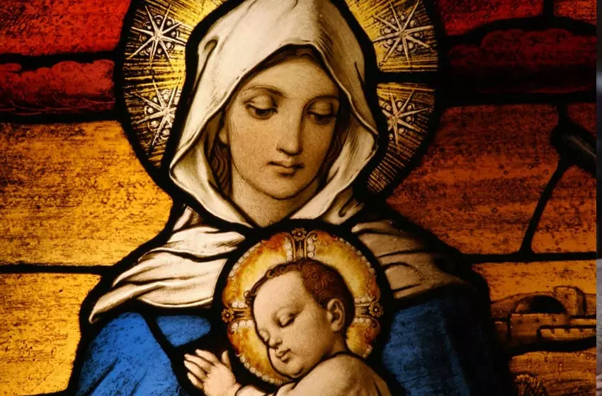 Preghiera miracolosa per chiedere una grazia urgente e impossibile alla Vergine Maria